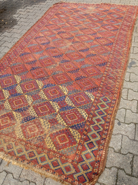 Early and rare Turkmen Ersari main-carpet with beautiful colors and a very nice and unique change of color palette. Rare design, size: 335x175cm / 11ft x 5'8''ft some condition problems but still  ...