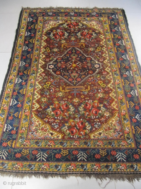 x) Bakhtiar Persian antique rug, 19th century, perfect condition
size: 225 X 150  /  7' X 4'               