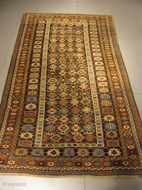 ref: S311 / Kuba Tchitchi Caucasian antique rug, perfect condition, 19th century
size: 200 X 125  /  6' X 4'            