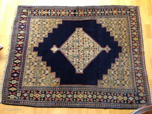 Antique persian Seneh rug
144cmx115cm
pazyryk antique                            