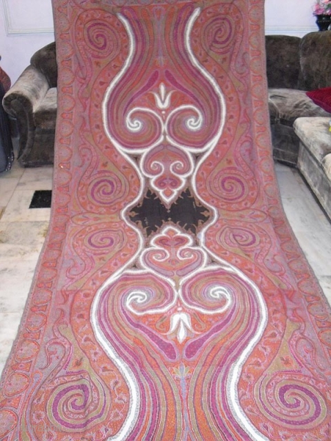 A beautiful vintage Kashmir long shawl in superb quality and perfect condition and colours.                   