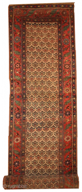 #1B440  Hand made antique Persian Kurd-Bidjar runner 3.5' x 17.7' ( 106cm x 539cm ) 1900                