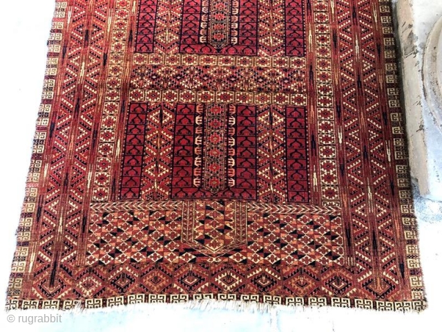 Antique Tekke Turkmen Ensi rug all good colors 

 130x118 cm                      