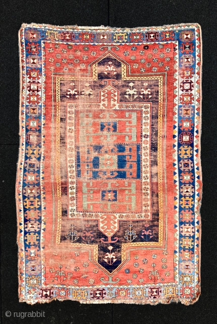 Kazak Fachralo (?), around 1900, 1,5 m x 2,3 m. 

Bundle of Kazaks Karatchopf and Fachralo available. See my other listing.            