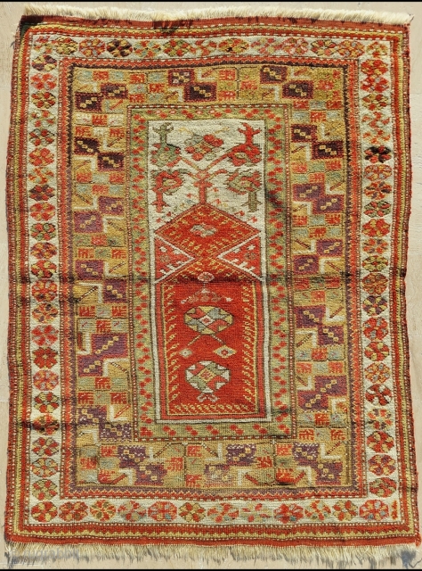 Email: metinrug77@gmail.com

19th.Century Milas Prayer Rug size: 102 x 130 cm                       