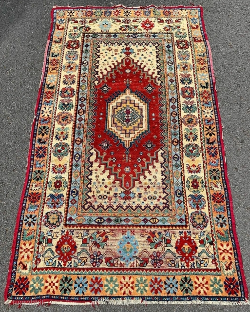 A good Moroccan Rabat rug                            