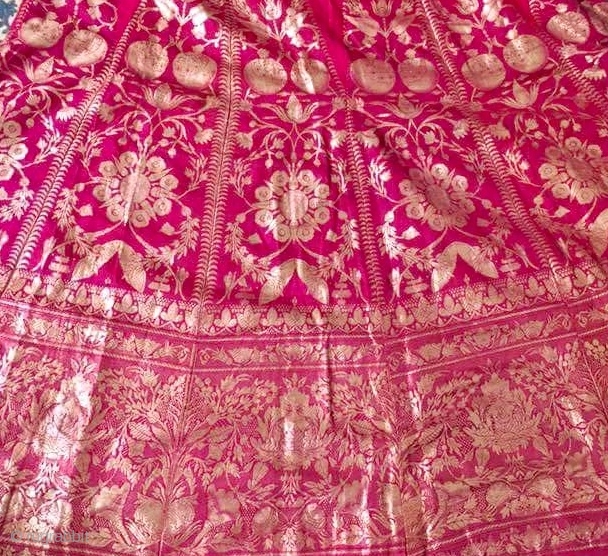 Vintage real Zari brocade skirt from Benaras Uttar Pradesh India C.1900 rarely comes in pink colour usually comes in blue.the size is 95 cm and 375 cm.      