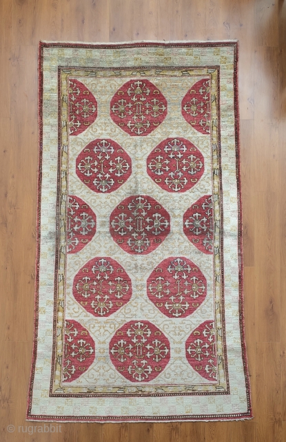 OK now reposted with more informations. Rare antique west china gansu carpet with large scale (pomegranate) design, wool warp and wool weft, super fine wool, for the only reference with this design  ...