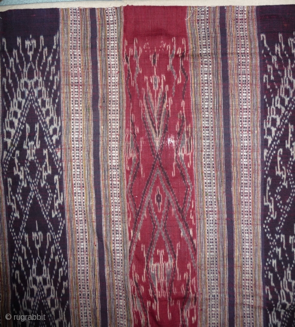 very nice cotton and silk ikat skirt (called spirit skirt, as they are also worn by the shaman), laos, taidaeng tribes, early 20th century, 130x 68cm (not including the new upper white  ...