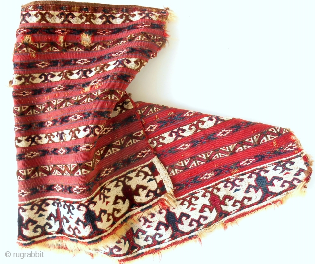 Rare Turkoman early Torba. (69 x 32 cm). Damaged. Super fine (nearly 800 ksi). All silk and cotton pile. Have you seen another?          