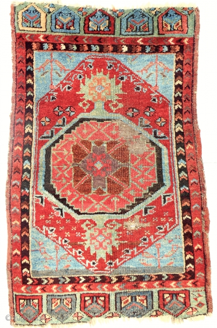 Classic c. 1850-1870 Anatolian Karapinar yastik with bold drawing and great color including a clear, early aubergine. All original.              