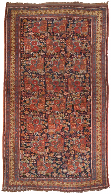 Khamzeh, Persia, 3,42 x 1,88 m ( 11,2 x 6,16 feet ), late XIX century. In very good condition, at places slightly worn. Feel free to ask your questions.    