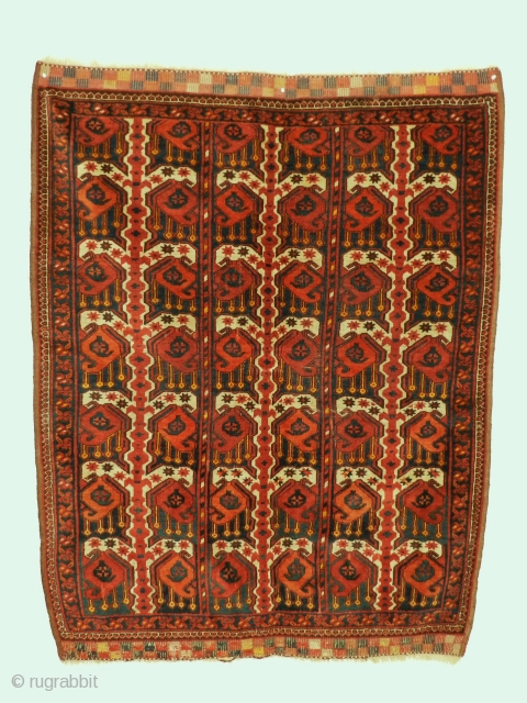 Ersari Rug, Centraal-Azië (midden Amu Darya regio),very good condition and good color's.
size;155x122 cm                    