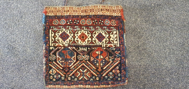 19 century ghashgai Chanteh 
31x30 cm                           