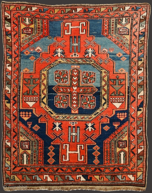 Caucasian Konagend rug. Late nineteenth century. 140 x 112cm. Full pile, kilim ends intact. At some places minimal bleeding. Inquiries: info@pleijsierproductions.nl            