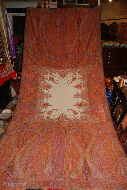 1840s, ONe of the most beautoful beautiful French shawl, in Mint condition, rare white center and beautiful desgne, very fine weaving. a collectors piece.         