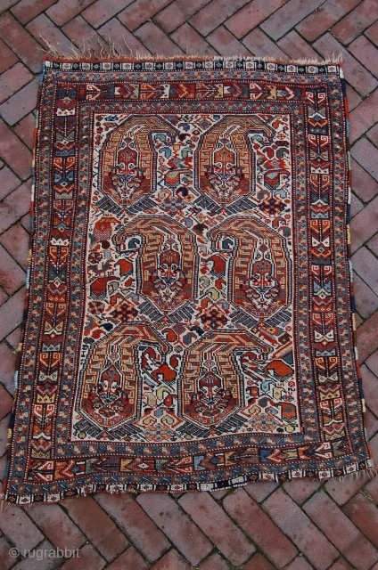 Antique Khamseh small rug 104 x 76 cm (3ft 5" x 2ft 6") last quarter 19th century. All natural dyestuffs, handspun yarns, good condition, evenly low pile      