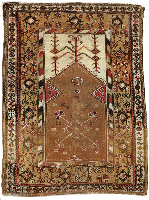 Prayer rug, Melas, Anatolia, early 20th century. 
                         