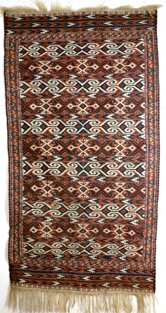 Soumack kilim, Jomouth nomads 1880 - 1890. 
all natural colors in mint condition. 
Size 235 x 160 Cm's. 
Ak-Nagysch and Ak-Gas ornaments. 

please ask for more info or photo's. 
I recomment the  ...