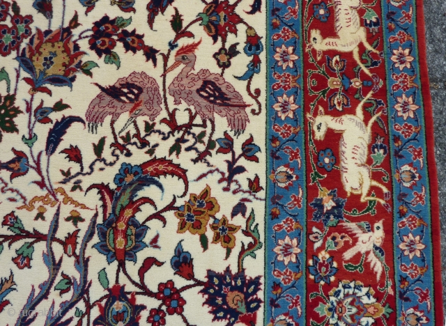 Isfahan, 160 x 105 cm., 5' 3" x 3' 5", in absolute mint condition. Knotted with the finest quality of wool on a silk foundation ( 10 x 10 per cm2 ).  ...