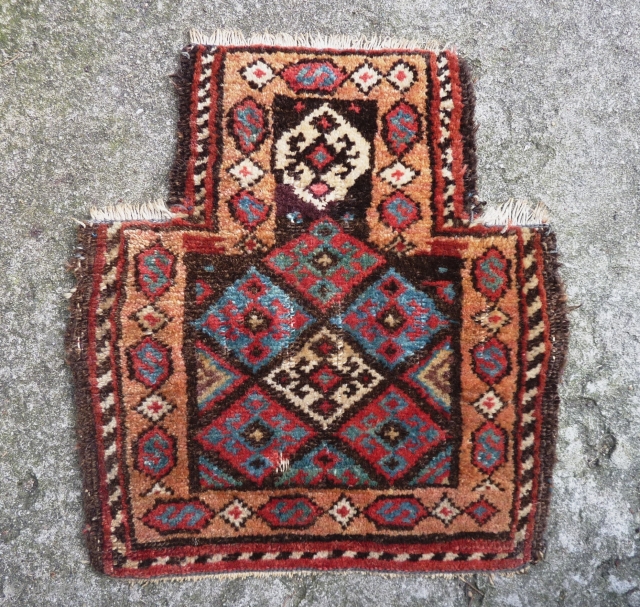 Kurdish Salt Bag front, ca. 1900, 42/28 x 39 cm. All natural dyes. One small damage ( see last two picts.)            