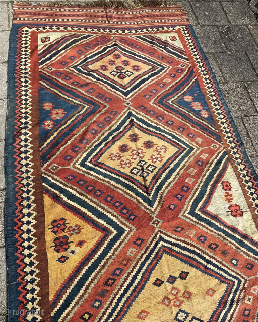 Antique Qashqai Kilim, 297 x 148 cm., ca.1900. All natural dyes and with some very small damages. robvanwieringen@telfort.nl               