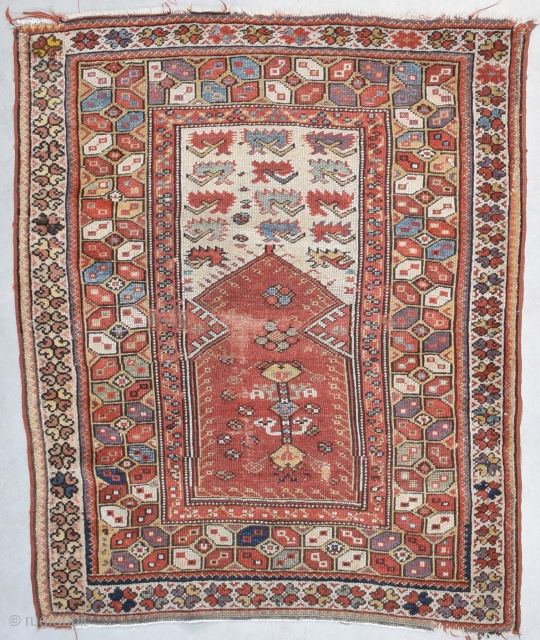 Antique Melas Turkish Prayer Oriental Rug 3’2” X 3’10” #8158

https://antiqueorientalrugs.com/product/antique-melas-turkish-prayer-oriental-rug-32-x-310-8158/

Age: circa 1875                     