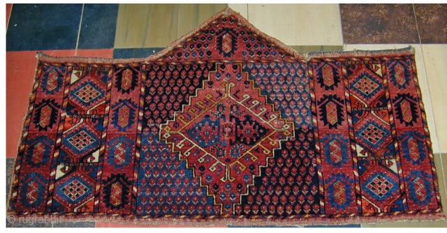 Early 19th century heptagonal Ersari Asmalyk in excellent condition, 50" X 30" [127 X 76 cm]                 