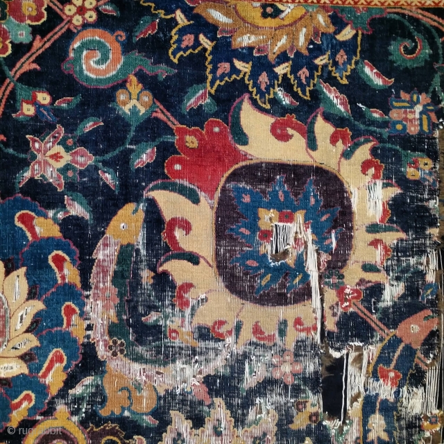 Sotheby's New York, October 1, 2015 Carpet Sale

Some details from Sotheby's NY auction with many great collectible pieces               