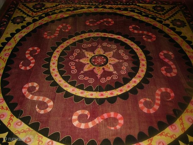 SUZANI CENTRAL ASIA

Size: 8 feet, 4 inches x 8 feet, 4 inches    (8' 4" x 8' 4"  - Raw silk embroidered on cotton ground.     