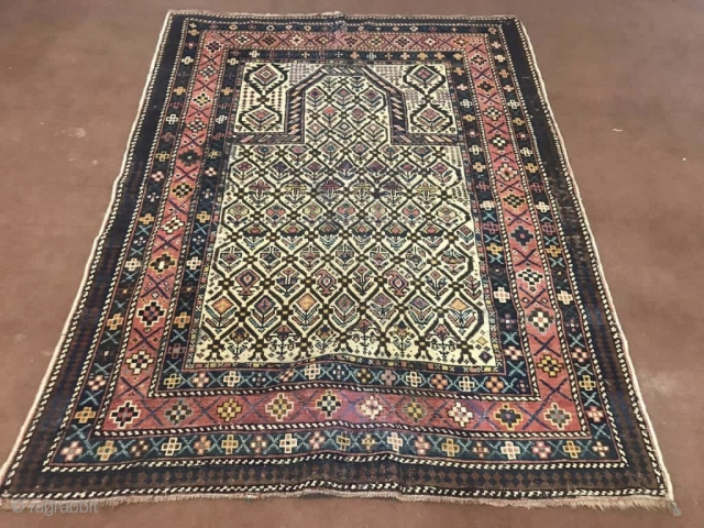 Shirvan hand-knotted rug in excellent condition 6 x 4.
                        