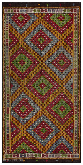 Usak nomad jijim kilims.
Majestic hand-woven kilim with geometric designs,
Traditional Oriental ethnic style kilim,
It was manufactured in Usak and was produced using the best weaving techniques.
Made from handspun wool and goat hair.
Hand-woven and  ...