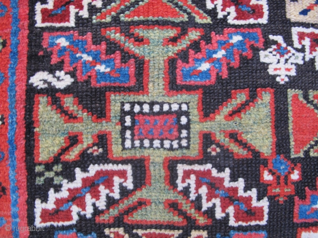 Antique Saujbulak runner wonderful colours and excellent condition all orginal size:3,31 X 1,08 cm  Circa 1880                