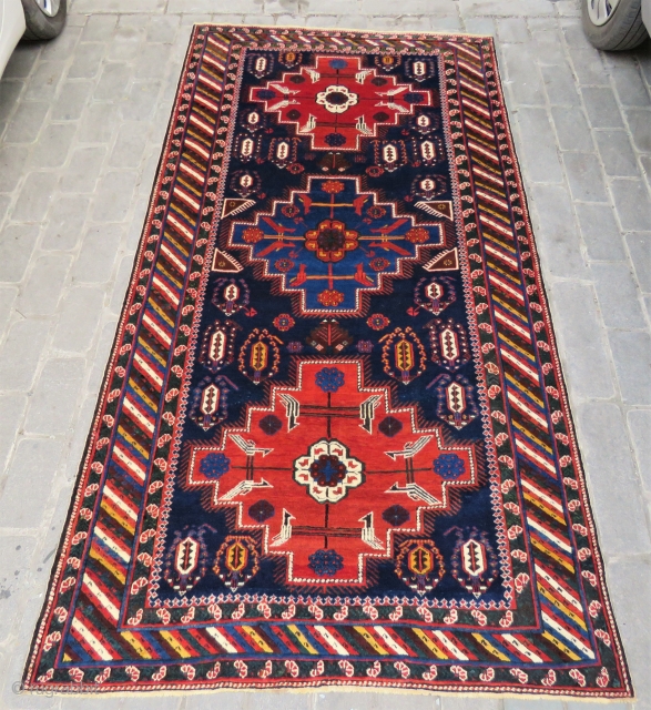 Caucassian Khila shirvan carpet all original , very nice colors and excellent condition size 2,98x1,55 cm Circa 1900 to 1910             