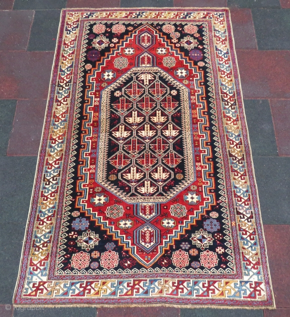 Antique Ahirvan rug wonderful colors and excellent condition all original size 2,00x1,26 cm Circa 1900                  