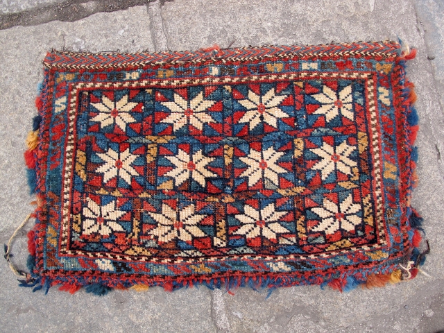 Lovely Afshar complete bag. 19th century. ca.50x30cm. 
All natural dyes. Rare type.                     