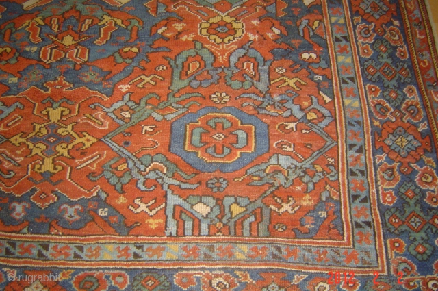 Antique USHAG carpet
335cmx294cm
PAZYRYK Antique
AMSTERDAM                             