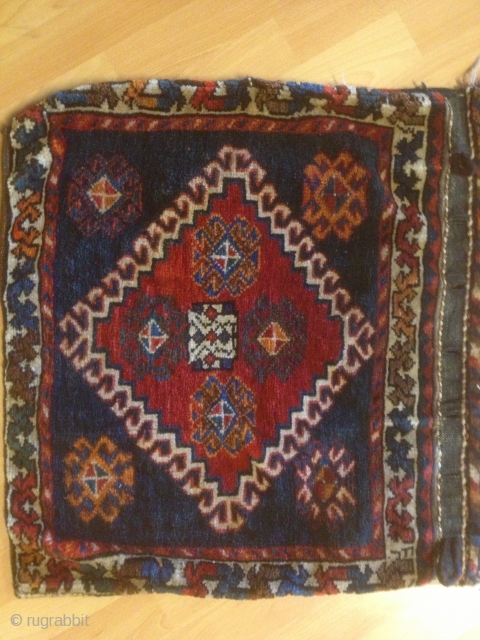 Gashgai 62cmx58cm
pazyryk antique
sassun                              