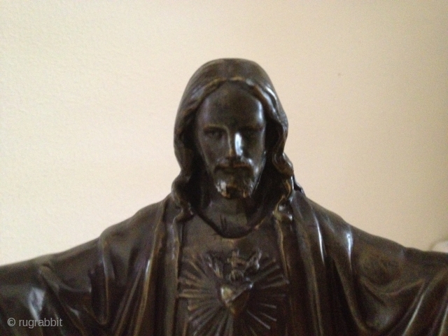 lath 19th century 
christ statue/bronze
29cmx20cm                            