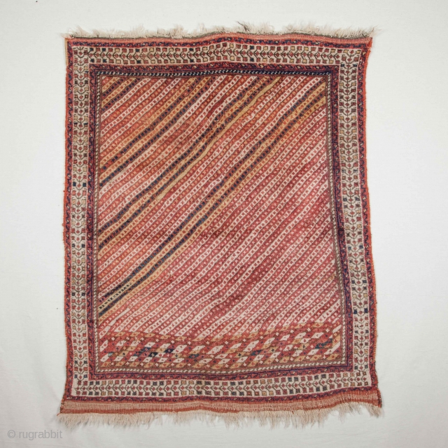 South Persian Small Rug 130 x 104 cm / 4'2'' x 3'4''                     