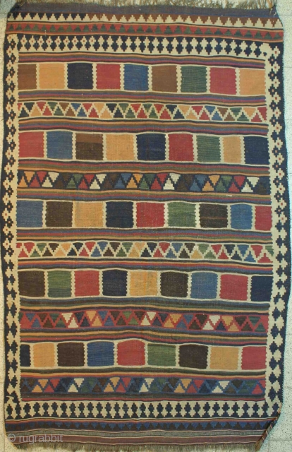 kilim ghashghaie                               