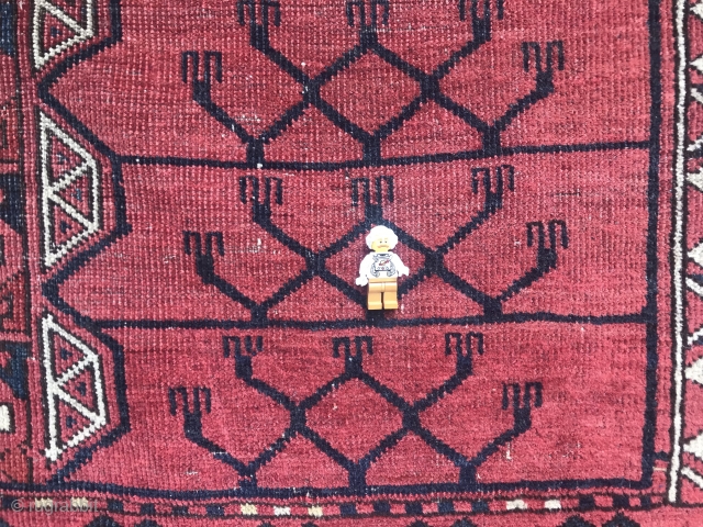 Large ‘Ersari’ group Ensi with interesting details.  Kilim ends and brocaded weave intact.                   