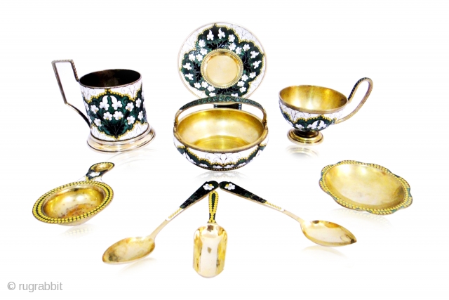 
A RUSSIAN SILVER ENAMEL TEA SET



A Russian Beautiful Enamel Silver Tea Set . Stamped , Marked , & signed Weight : 898.38 gm          