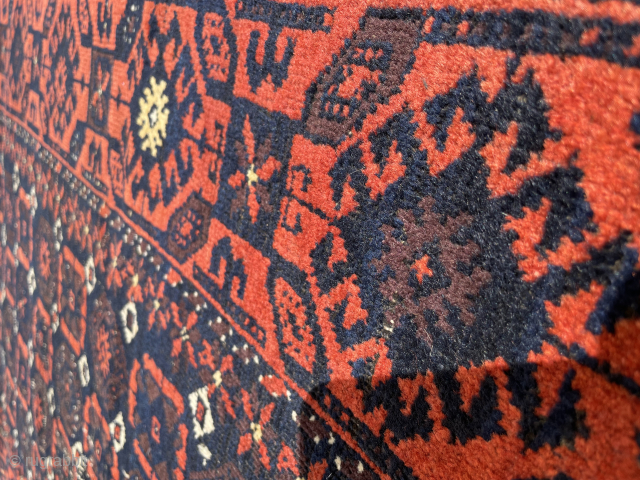 Late 19th Century Baluch Mina Khani.
Lovely Kilim Ends.
154cm x 63cm
Contact for more info/price

                    