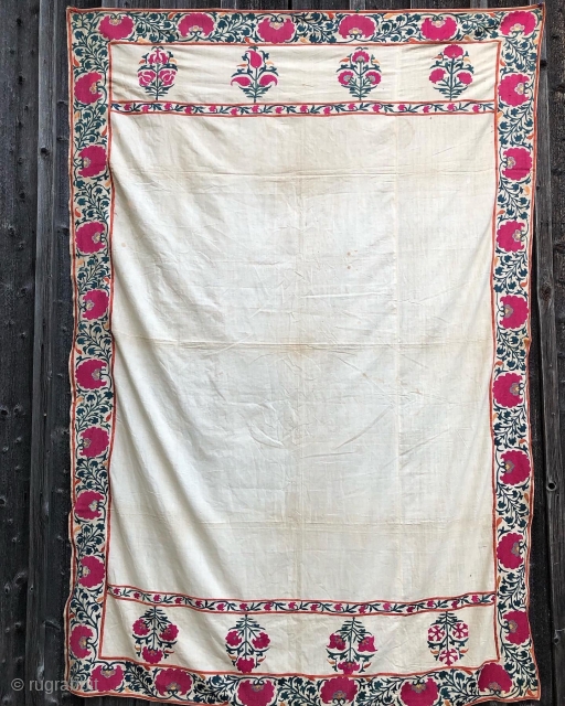 Antique & Rare double sided Suzani Bedspread from Bukahra Emirate 
Material: Silk on Linen 
Condition: vg 
Design: inspired by late Safavid brocade / Mughal India textiles 
Age : pre 1868 
 
Contact:  ...