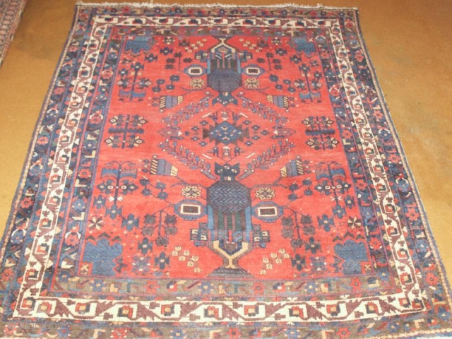 
     Unusual Afshar rug 136 X 165  cm , circa 1900

     beautiful colors,good condition.          