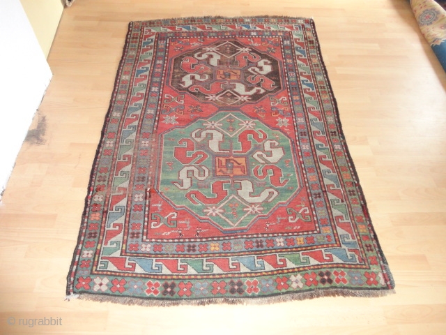   Antique  Cloudband  Kazak  ( Khondoreck ) mid  19 th. century  127 X 194  cm.

  Superb natural  colours archaic  pattern , oxydate  ...