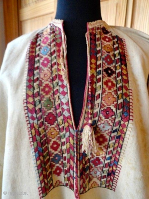 19th Century Palestinian dress or robe in excellent original condition                       