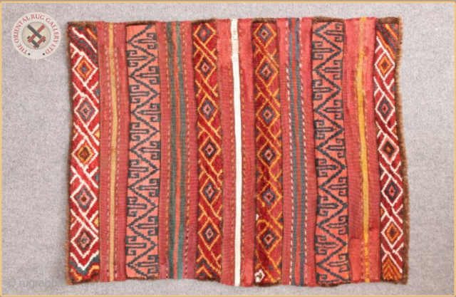 TR2251-
Antique Uzbak Torba part cotton circa 1850 wool and  cotton on wool foundation
good condition
Size : 0.77m x 0.60m  2`6" x 1`12"          