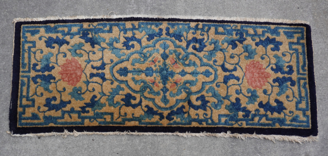 Antique Chinese Peking wool rug, 1'3" x 3'1" ft. great condition. thetriballooms@yahoo.com                     